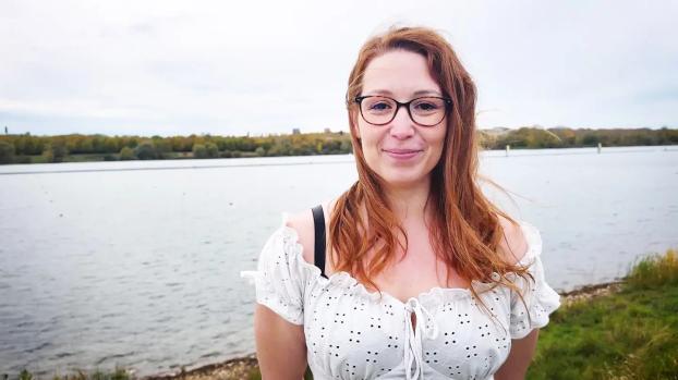 Andrea – 33 years old, from Orléans! | JacquieEtMichelTV