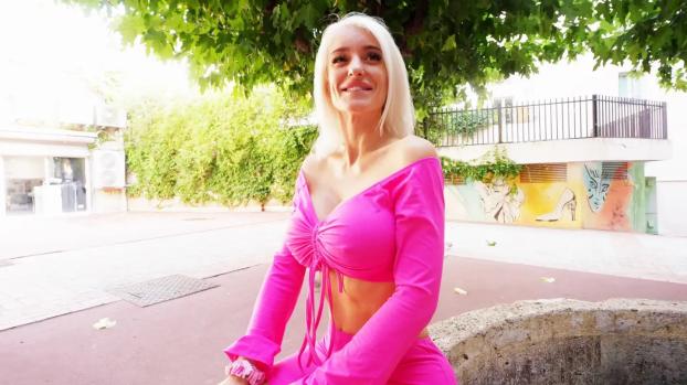 Eva – 34 years old, has a very wide appetite for hardcore! | JacquieEtMichelTV