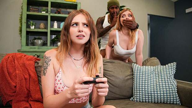 Harlow West, Lucy Foxx – Professional Cum Dodger | BrazzersExxtra