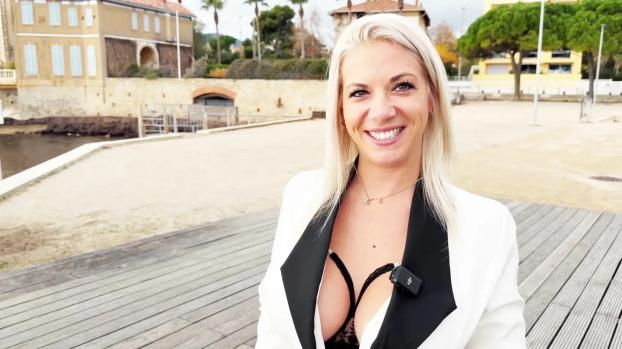 Ava – 28 years old, a very sexy businesswoman! | JacquieEtMichelTV