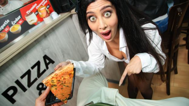 Marina Maya – Big Tip For The Waitress | LatinaMylf