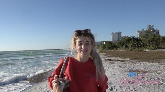 Nicole Nichols – Sarasota 5 | ATKGirlfriends